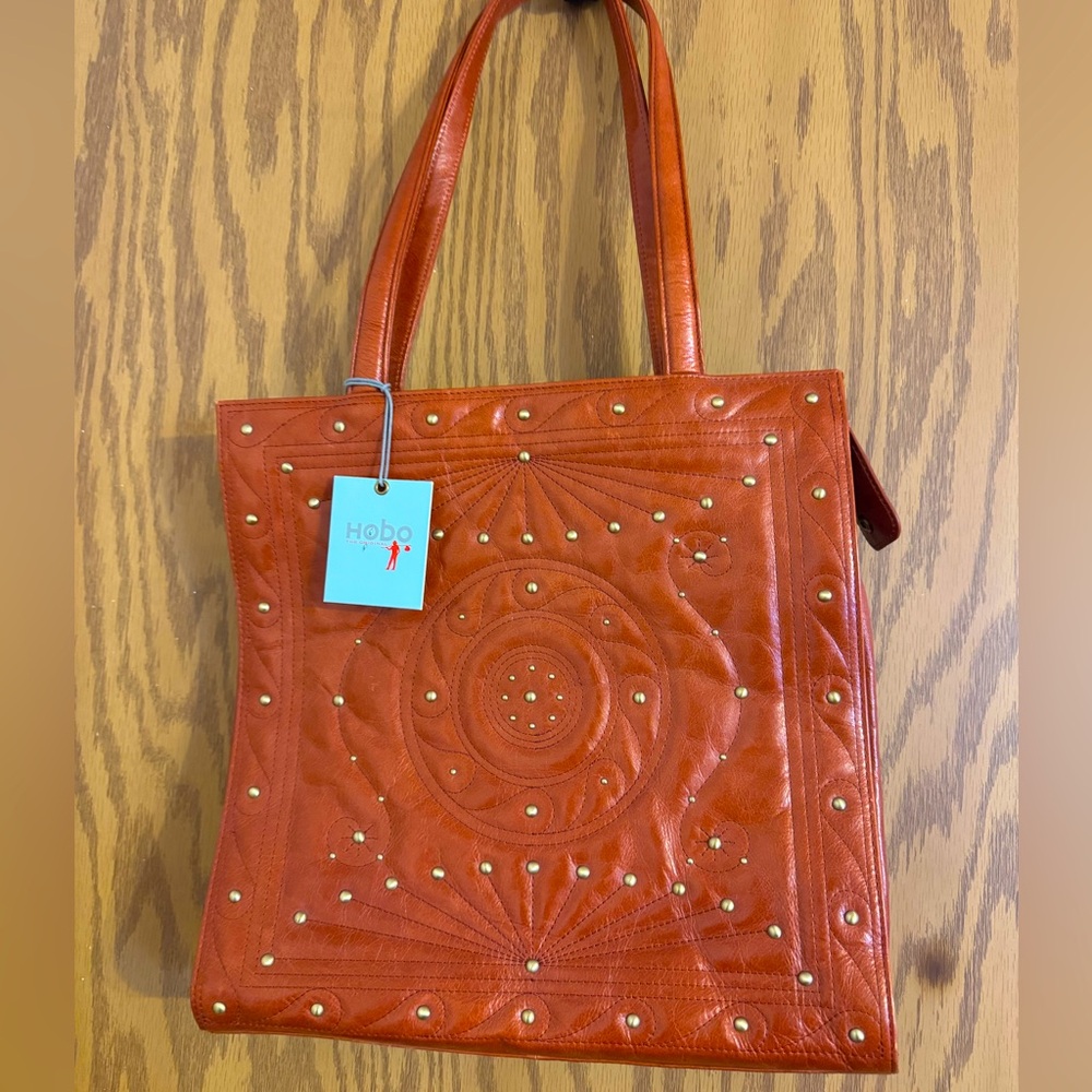 Hobo The Original , Margot purse Tote. Color : Sienna  Studded bag.Tooled purse